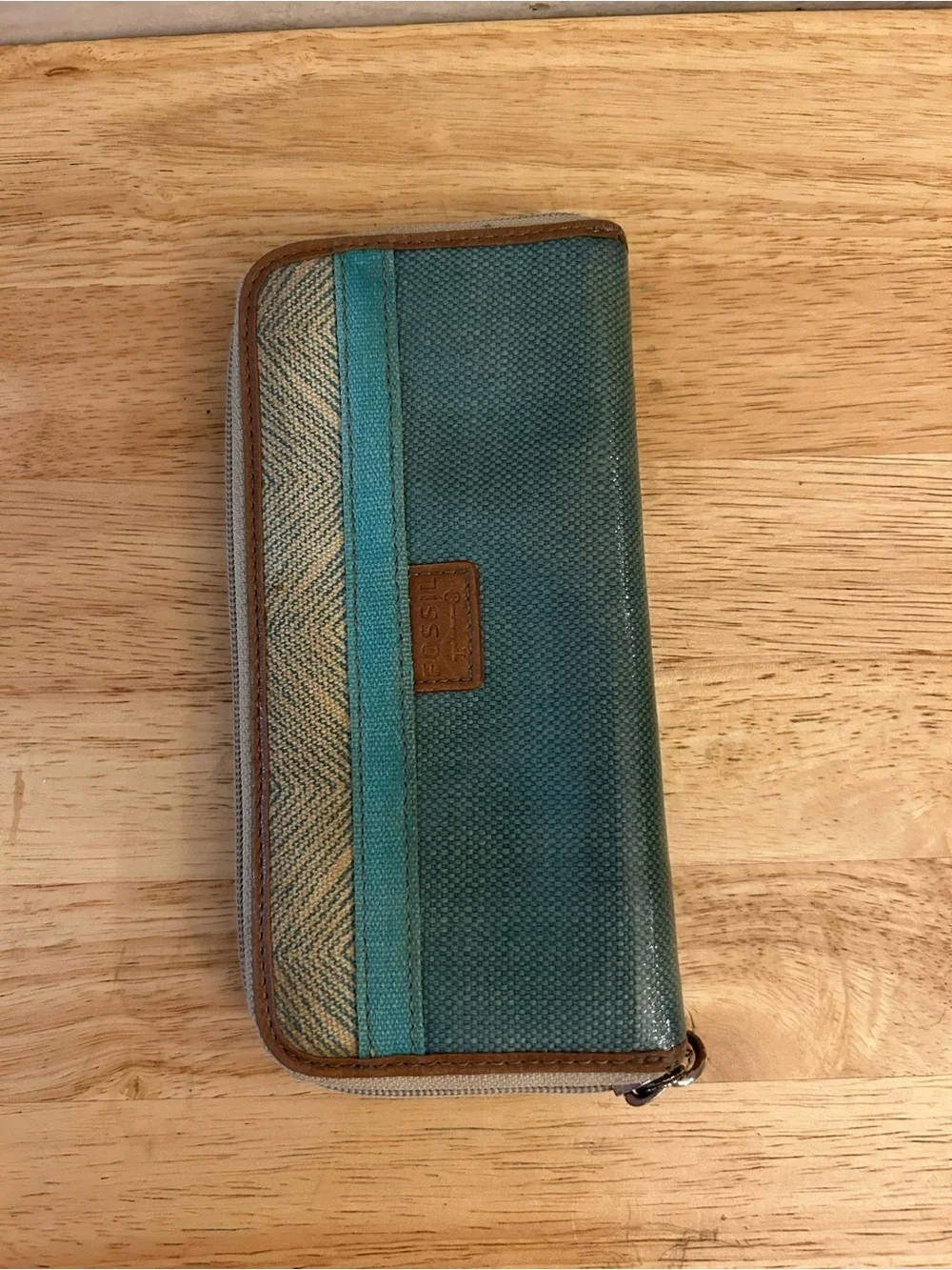 Fossil Teal and Tan Zip Wallet with Herringbone Accent